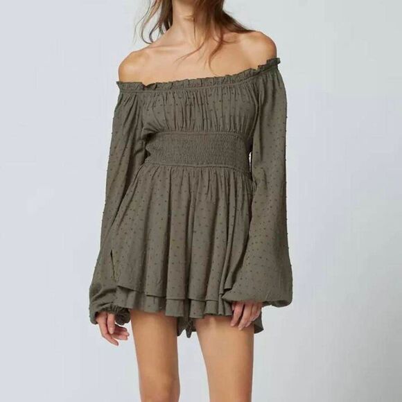 Urban Outfitters Rosie Clip Dot Smocked Romper - Picture 1 of 5